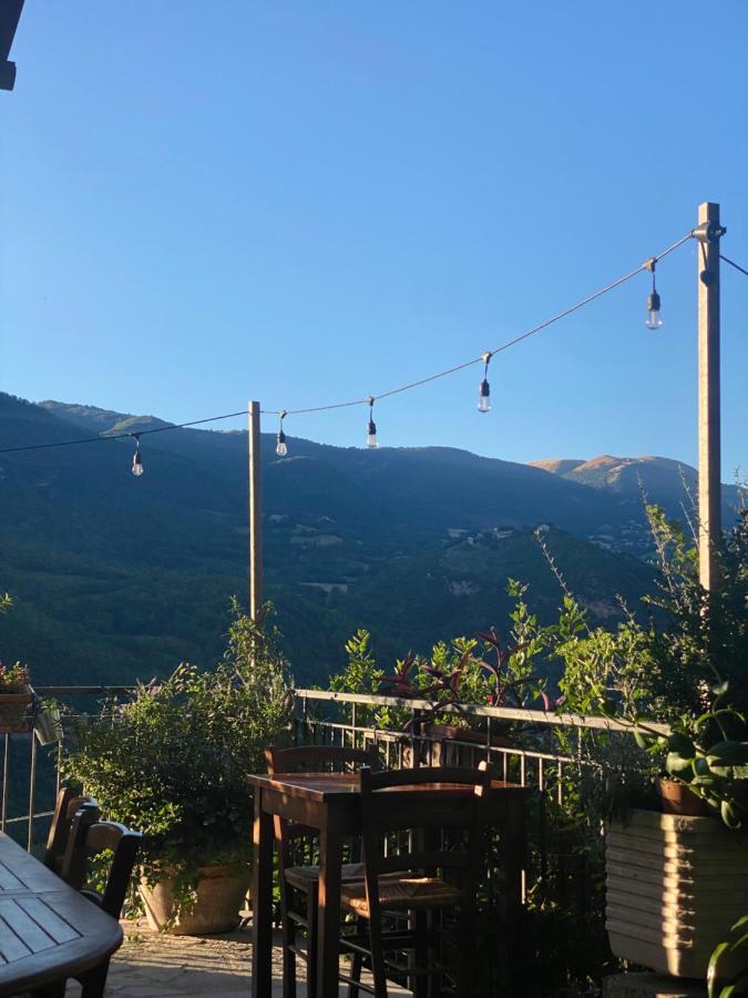 Il Tripode - Le Dimore Del Bordone Vallo di Nera Dış mekan fotoğraf